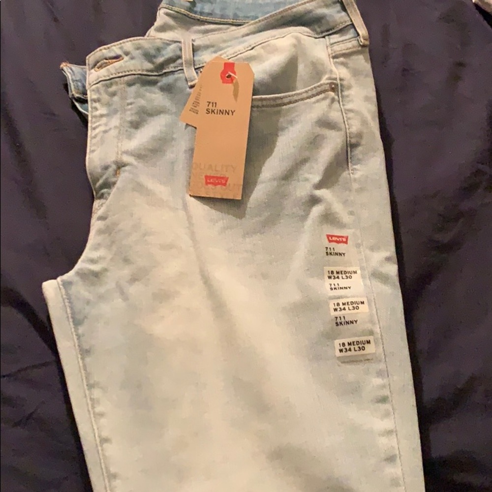 Levi jeans